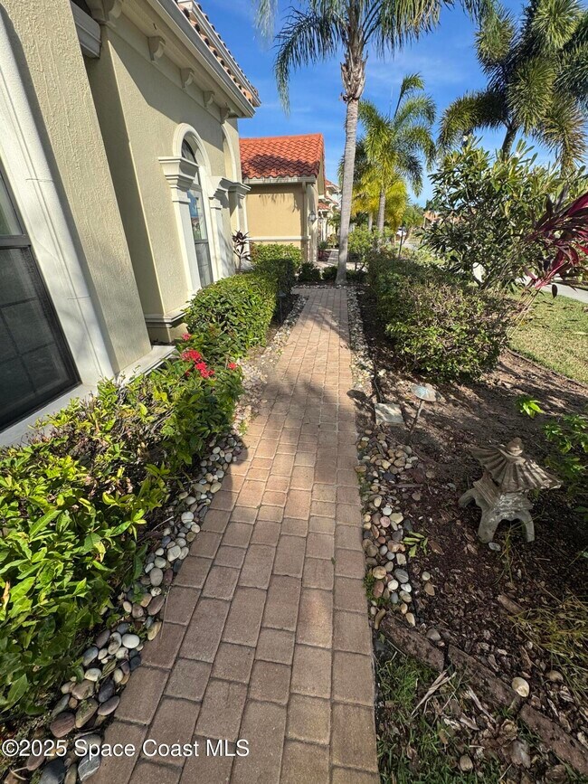 Photo - 3168 Lamanga Dr