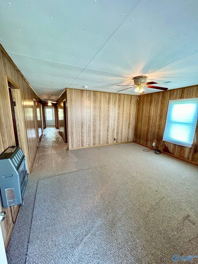 Photo - 4718 Meridian St N