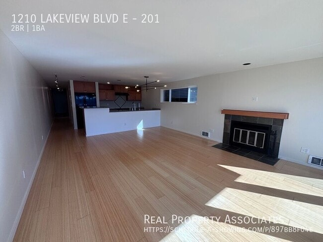 Photo - 1210 LAKEVIEW Blvd E Unit 201