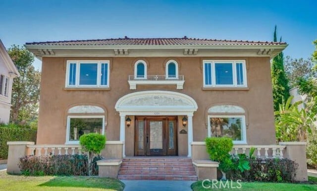 Building Photo - 1231 S St Andrews Pl