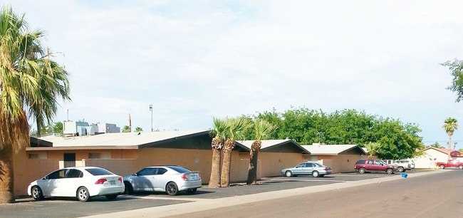 Photo - Arrowhead Apartments