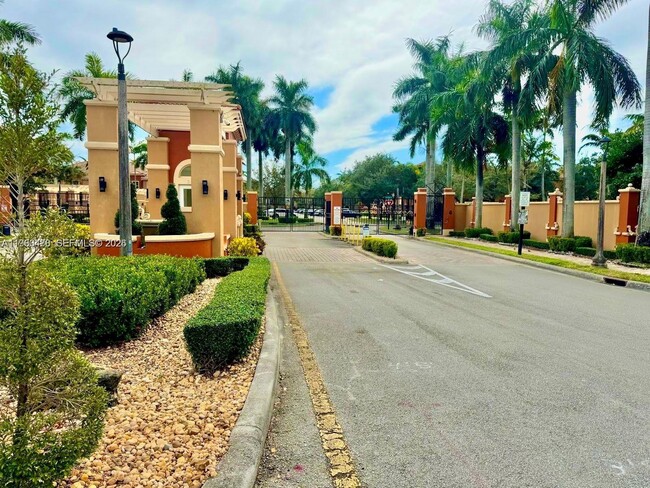 Photo - 2584 SW 122nd Terrace Unidad 1502