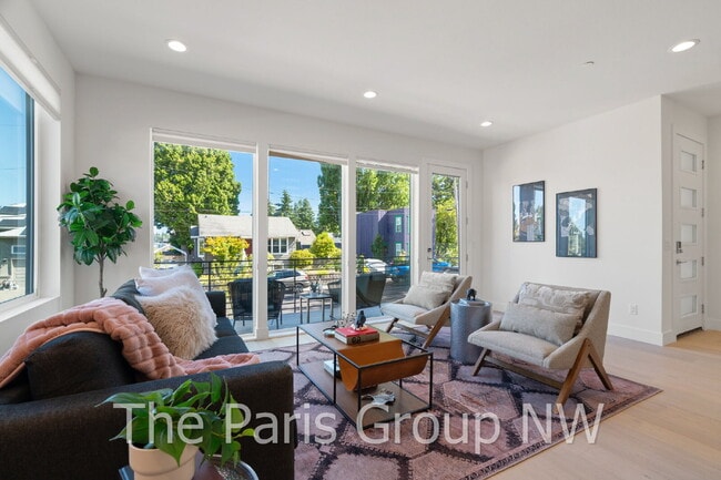 Photo - Stunning 2024 Built Downtown Kirkland Luxe Home for Rent! 3br/3.5ba/2410sf Unit 3