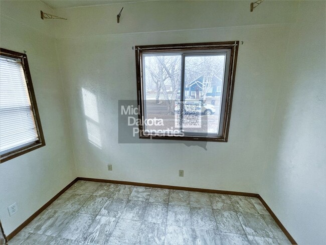 Photo - 1019 W 4th Ave