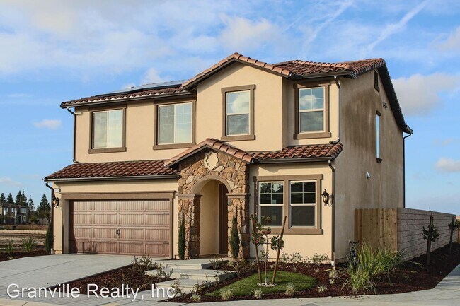 4 br, 3 bath House - 6122 E Terrace Ave - 4 br, 3 bath House - 6122 E Terrace Ave