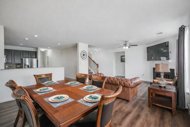 Photo - 18607 Shavano Ct