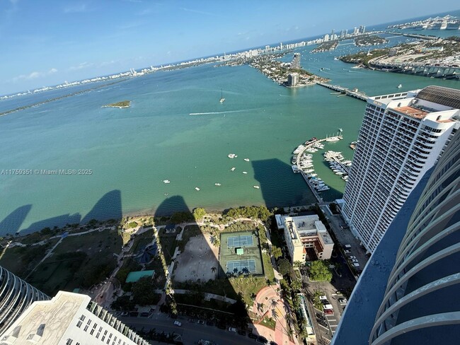 Photo - 1750 N Bayshore Dr Condo Unit 5401