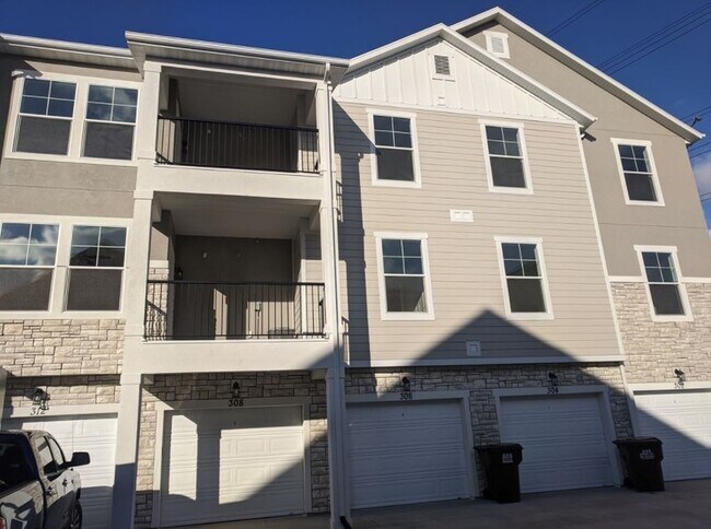 Photo - 451 N 360 W Unit # 230
