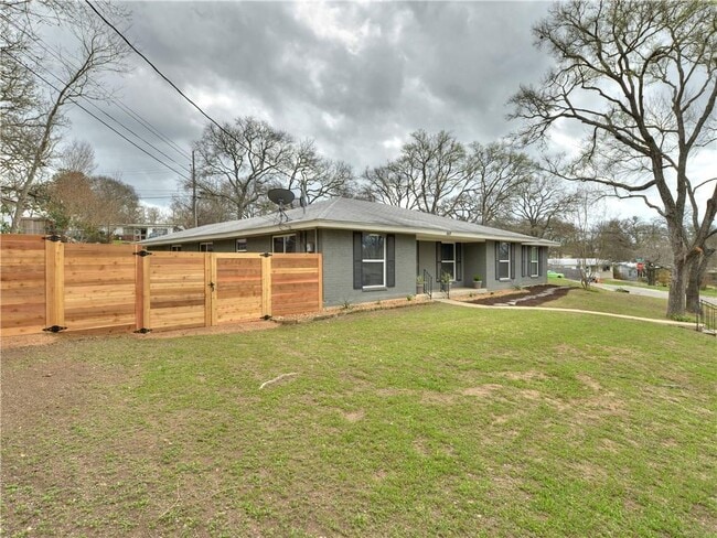 1601 Elmira Rd