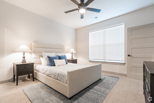 2BR, 2BA - 1243SF - Primary Bedroom