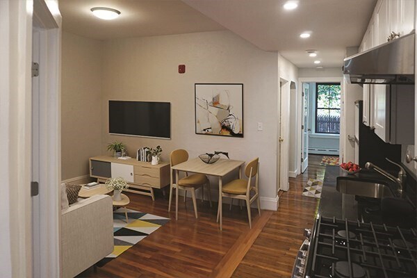 Photo - 108 Willow St