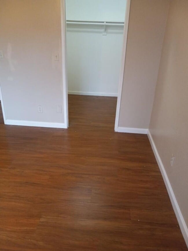Photo - Redlands - Lovely 2 Bedroom unit Unit 16