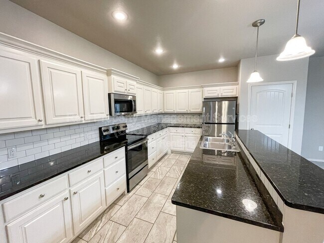 Photo - 2607 113th St