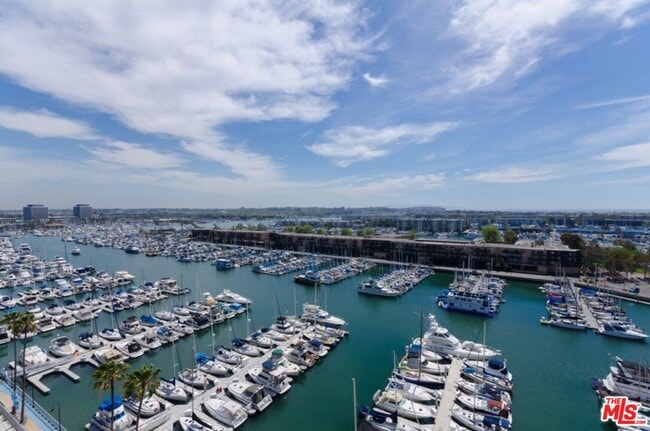 Building Photo - 4267 Marina City Dr Unit 908
