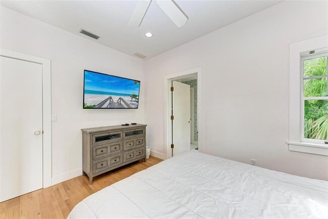 Photo - 7520 Manasota Key Rd
