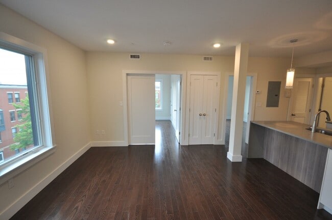 Photo - 652 Massachusetts Ave Unidad 7