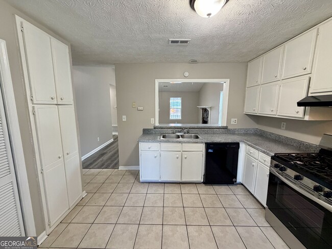 105 Fruitwood Trce