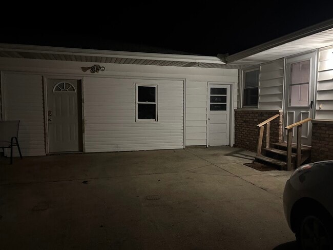 Photo - 2609 Brownfield Rd