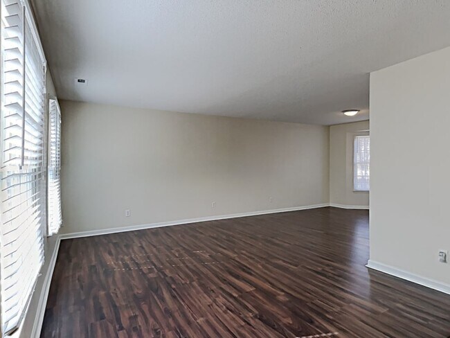 Photo - 6336 Dry Fork Ln