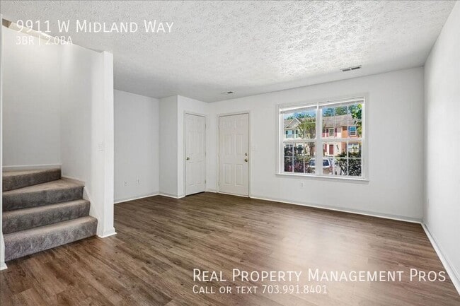 Photo - 9911 W Midland Way