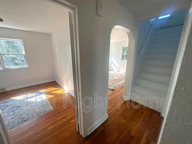 Photo - 5417 S 49th St
