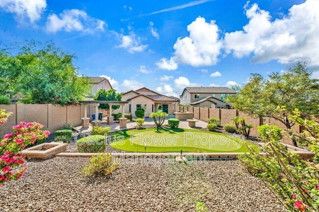 Photo - 1322 W Spur Dr