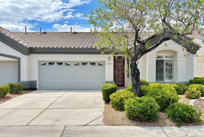 Building Photo - Southwest & Gated Rental
