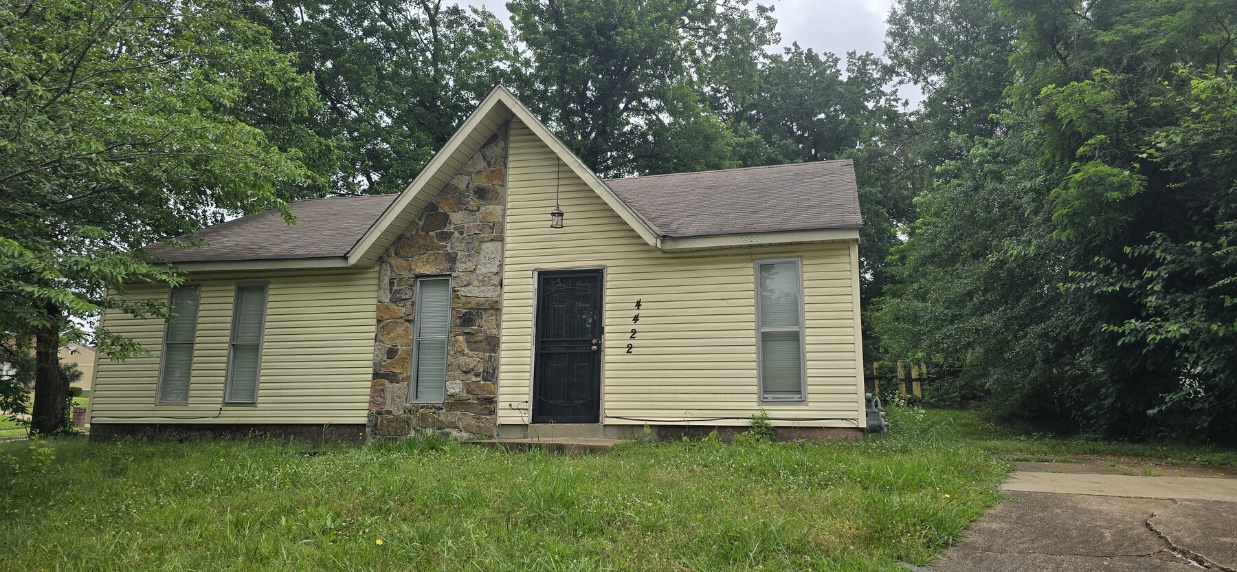 Photo - 4422 Howardcrest Dr