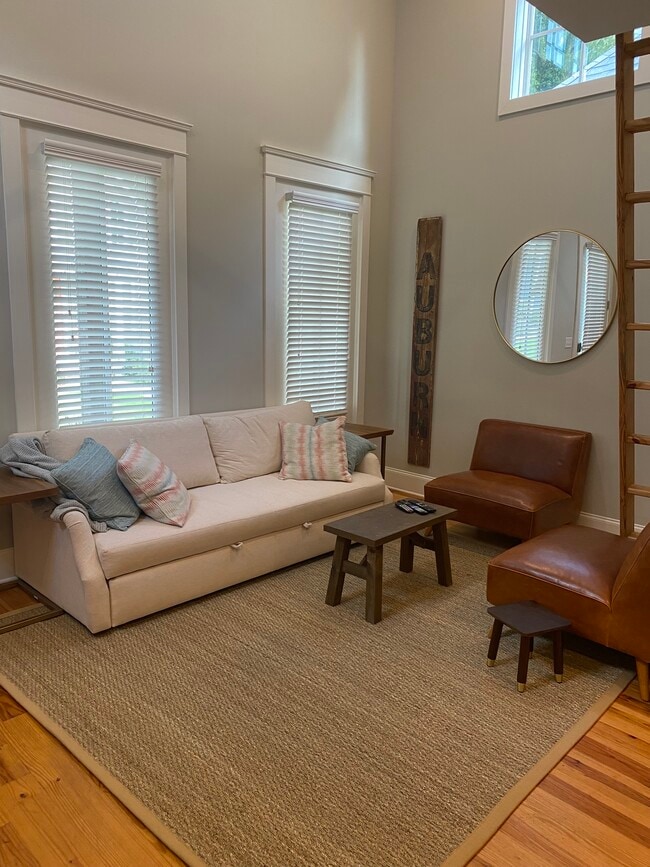 Photo - 415 S Gay St Unit 3