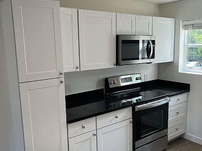 Photo - 1440 Jackson St