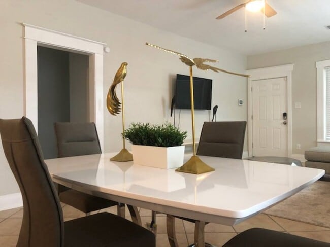 Building Photo - 3515 N 10th St