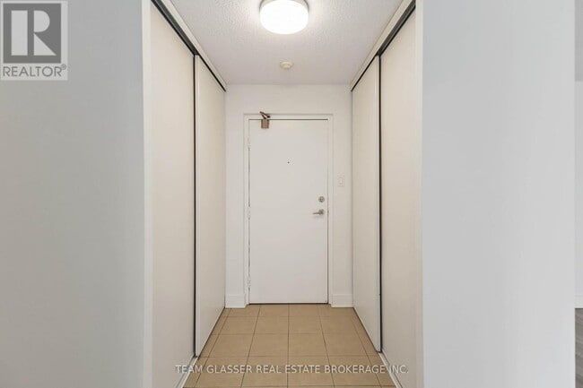 Photo - 560 Proudfoot Ln Unité 106