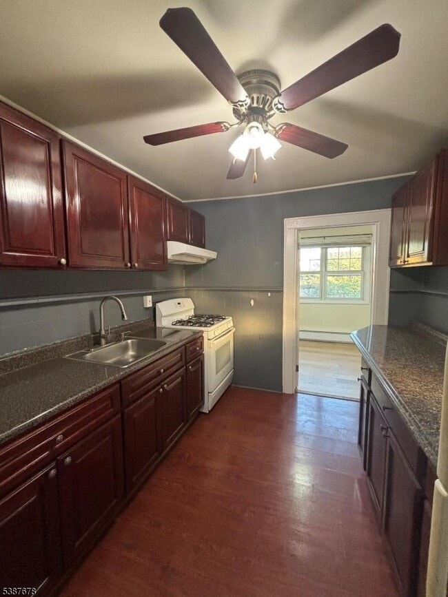Building Photo - 350 Ridge Rd Unit 2