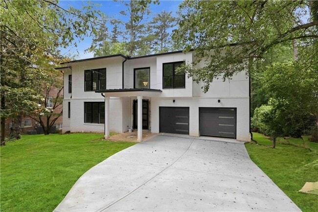 Building Photo - 3196 Towerview Dr NE