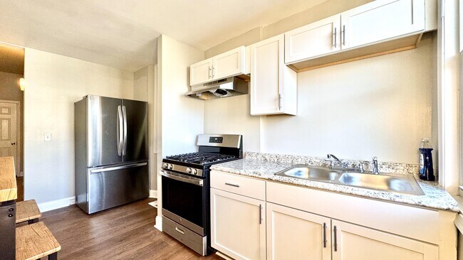 Photo - 223 N Luzerne Ave