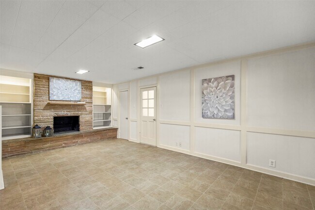Photo - 9001 Friendship Rd