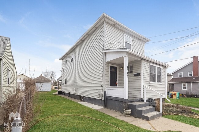 Photo - 1276 Wager St
