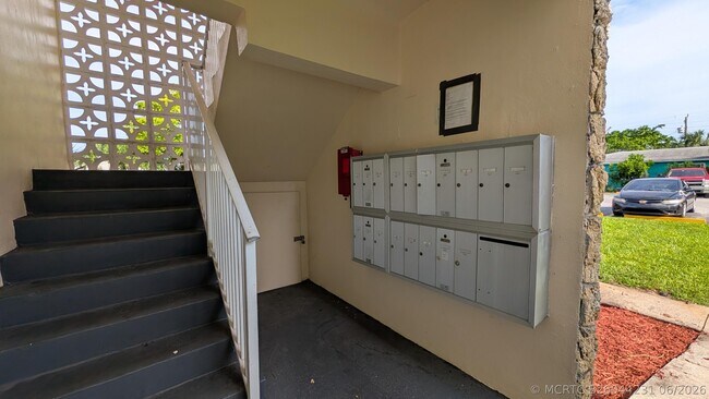 Photo - 2301 SE 4th St Unit 12