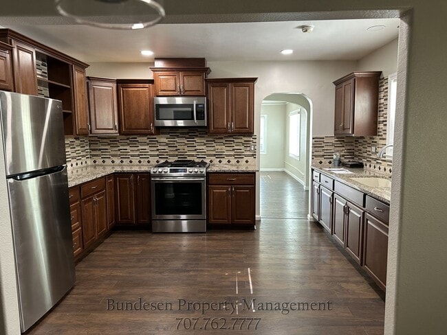 Photo - 409 N Washington St