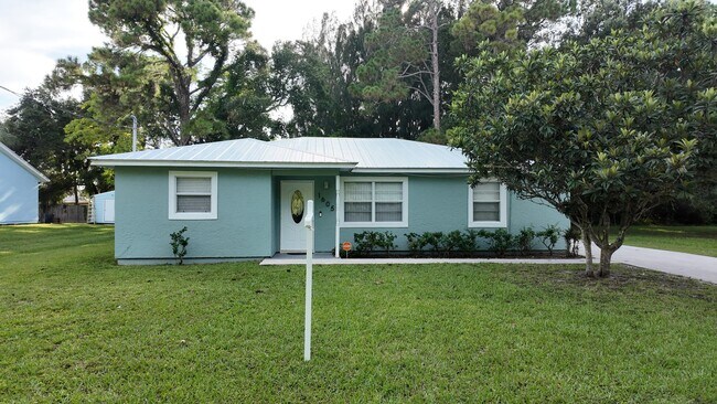 Photo - 1605 N 42nd St