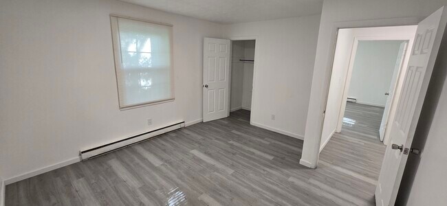 Photo - 310 Poe Ave