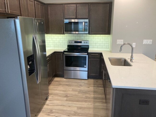 Photo - 916-918 9th Street Unit 916 9th St