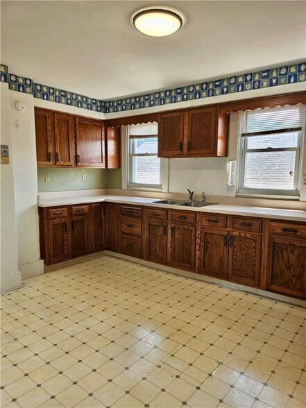 Photo - 627 5th Avenue Unit 2 Unit 2