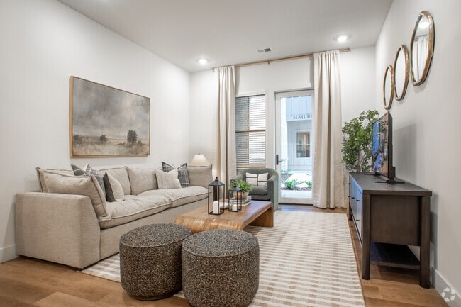 Interior Photo - Livano Liberty Park