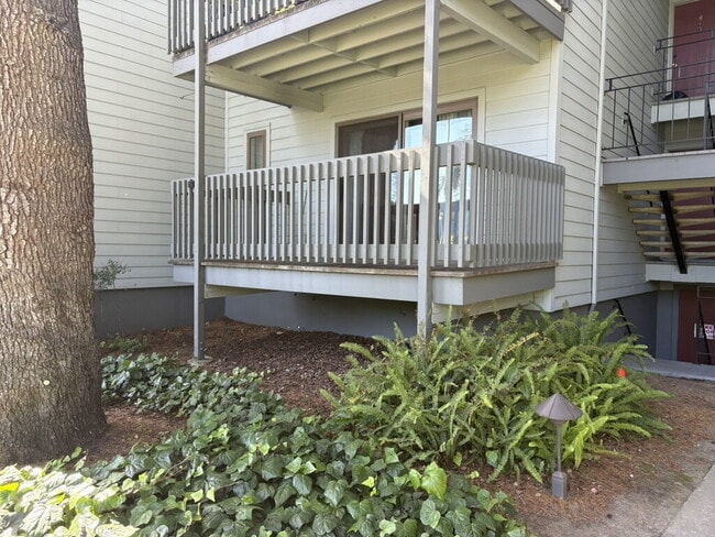 Photo - Updated Lauriedale 1 bd/1 ba Condo | Cats Welcome | Pools, Gym & Covered Parking | 10' x 10' Stor... Unit Apt. 2