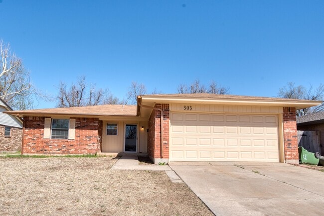 Building Photo - 303 Kimberly Ln