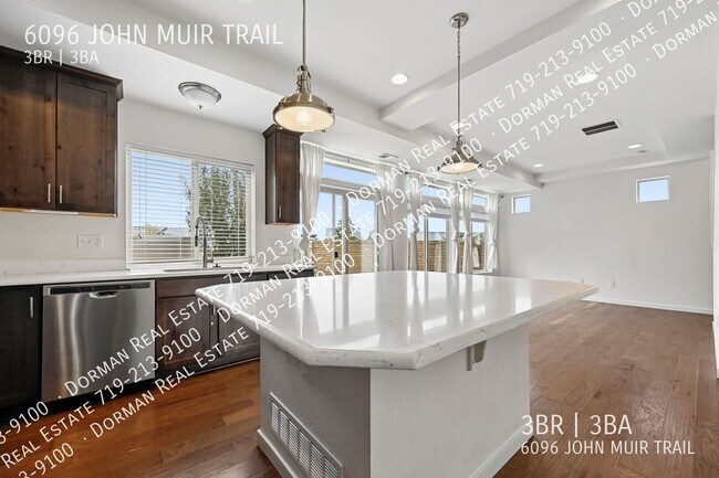 Photo - 6096 John Muir Trl