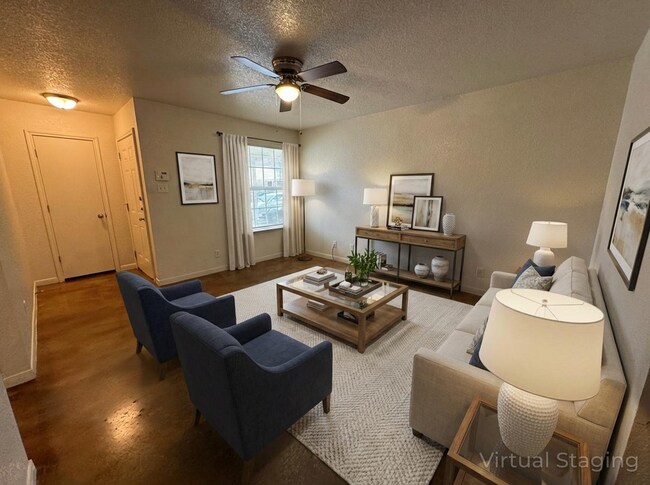 Photo - 107 Kings Ct Unit B