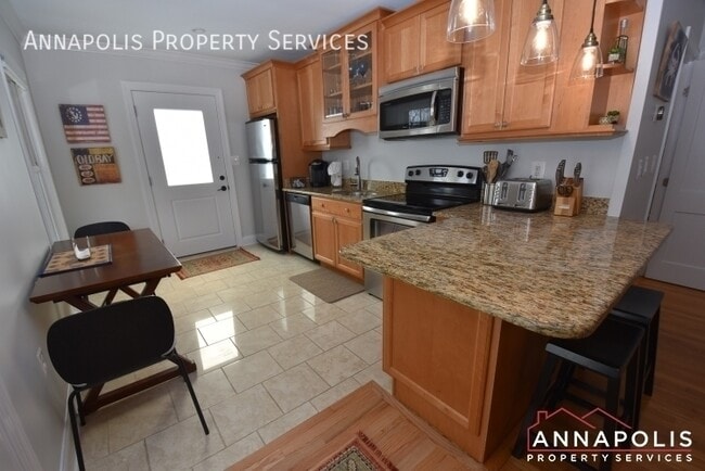 Photo - 1329 Washington Dr