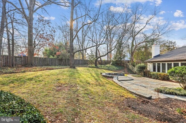 Photo - 6154 Beachway Dr